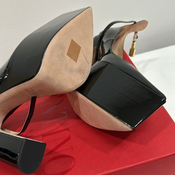 VALENTINO HEELS - Picture 5 of 8